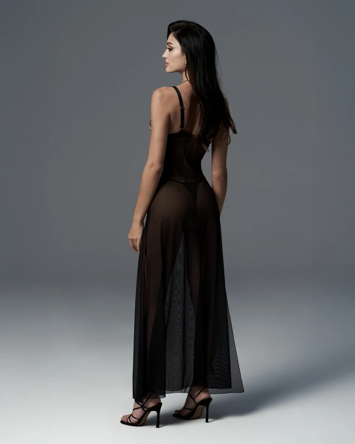 Long chemise with side slit & thong